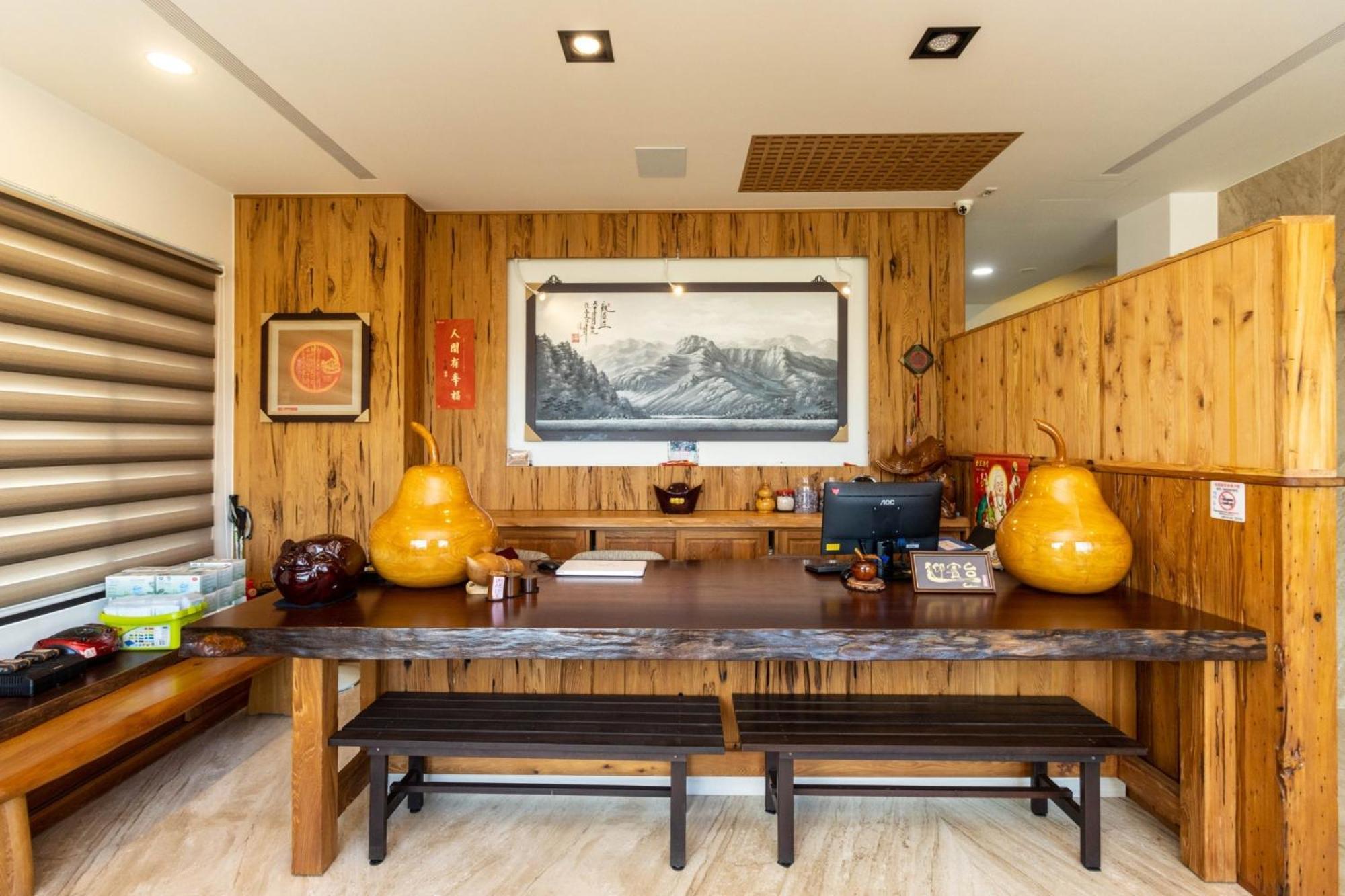 Post-Mountain View Apartment Донгшан Екстериор снимка