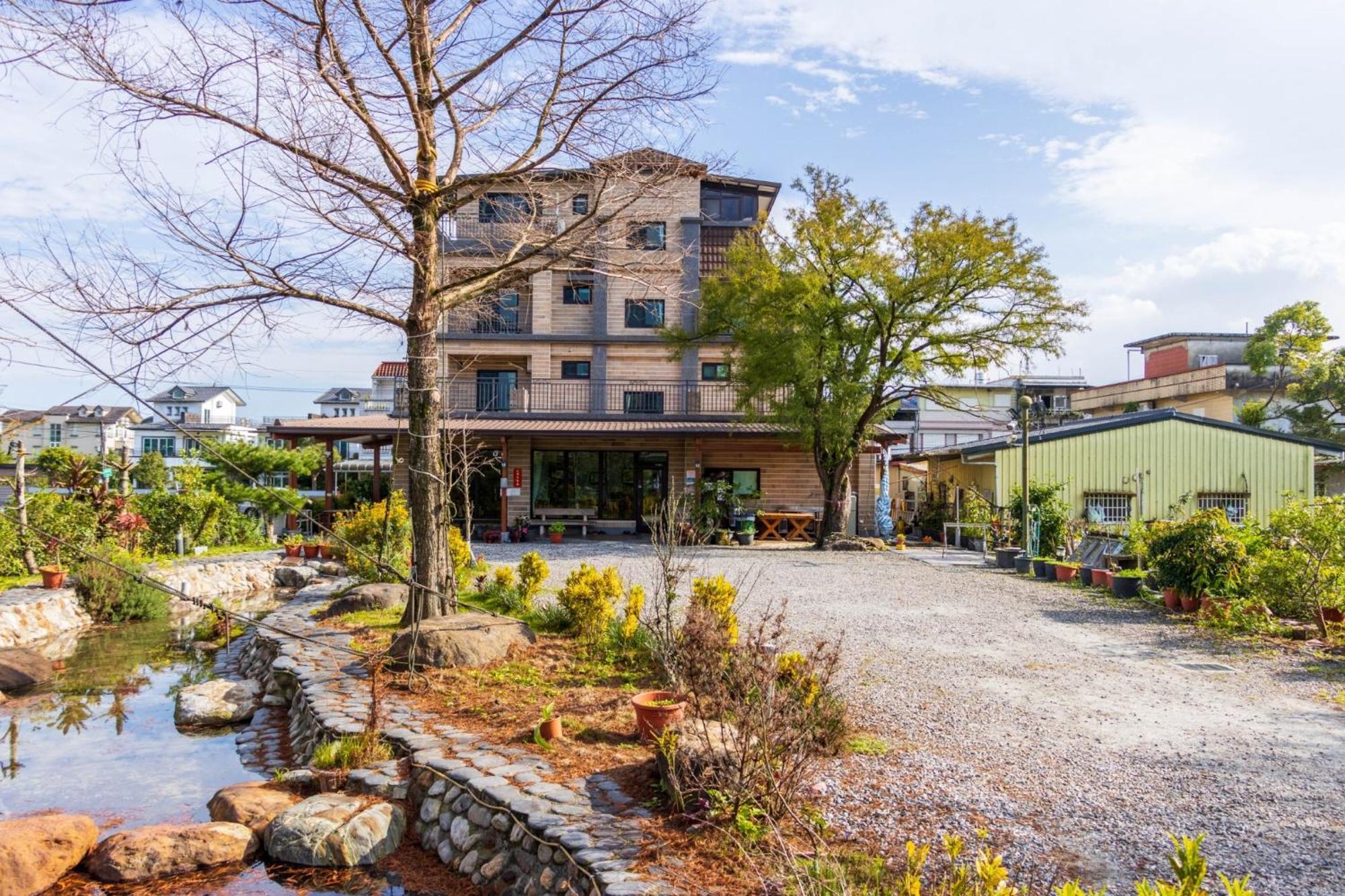 Post-Mountain View Apartment Донгшан Екстериор снимка
